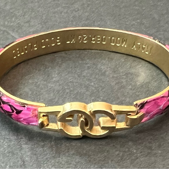 Gucci Jewelry - Gucci Logo Vintage 24k Gold plated Pink snakeskin bangle